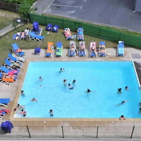 Next To The Lift! *3bed Apt* Sleeps 8* Parking* Pool Saint-Gervais-les-Bains